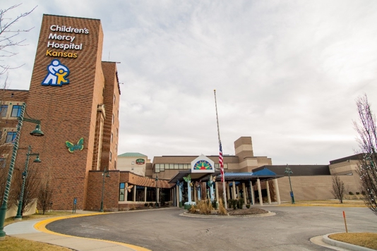 Exterior view of Children's Mercy Kansas building